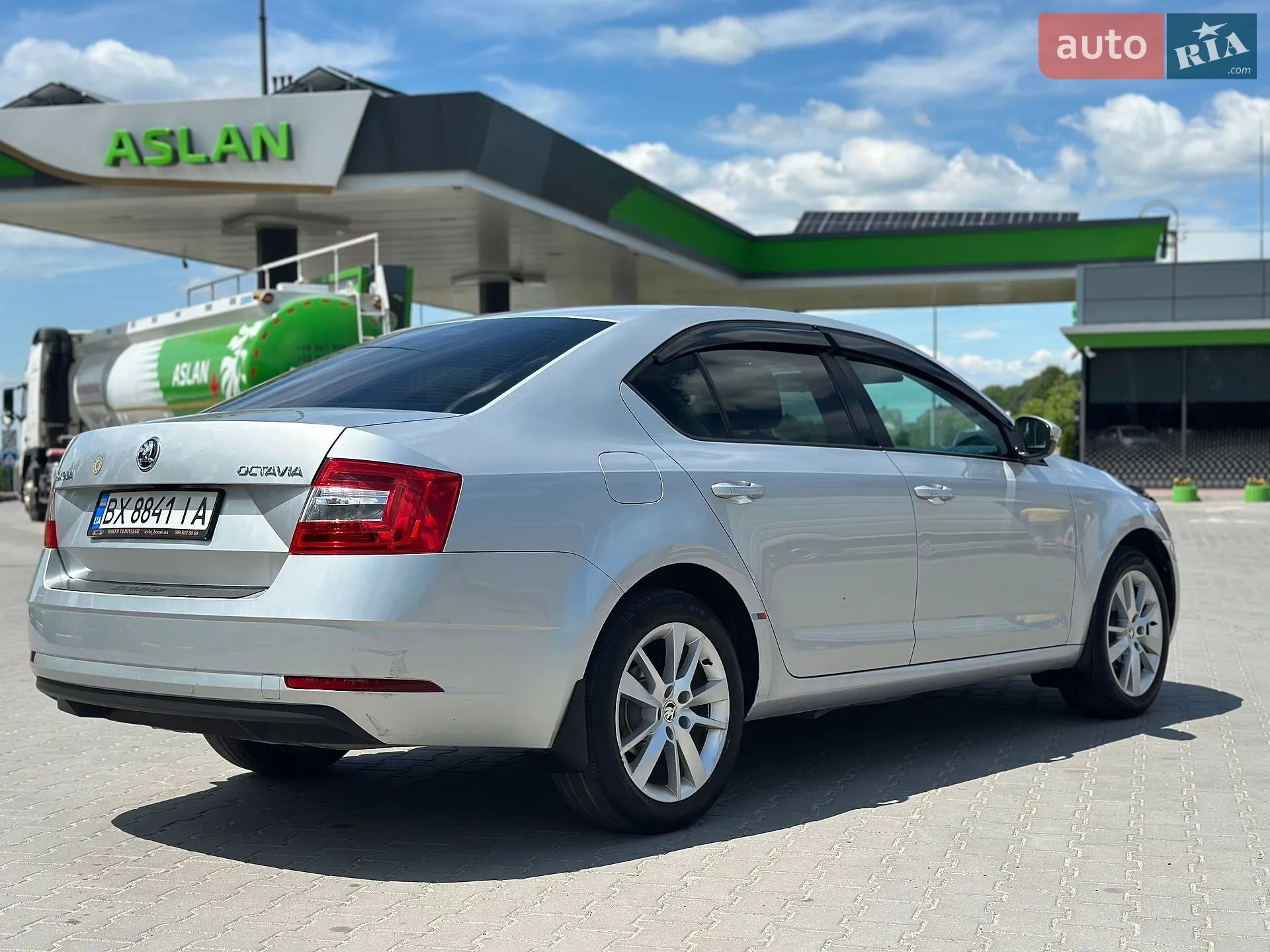 2017 Skoda Octavia - мініатюра 13