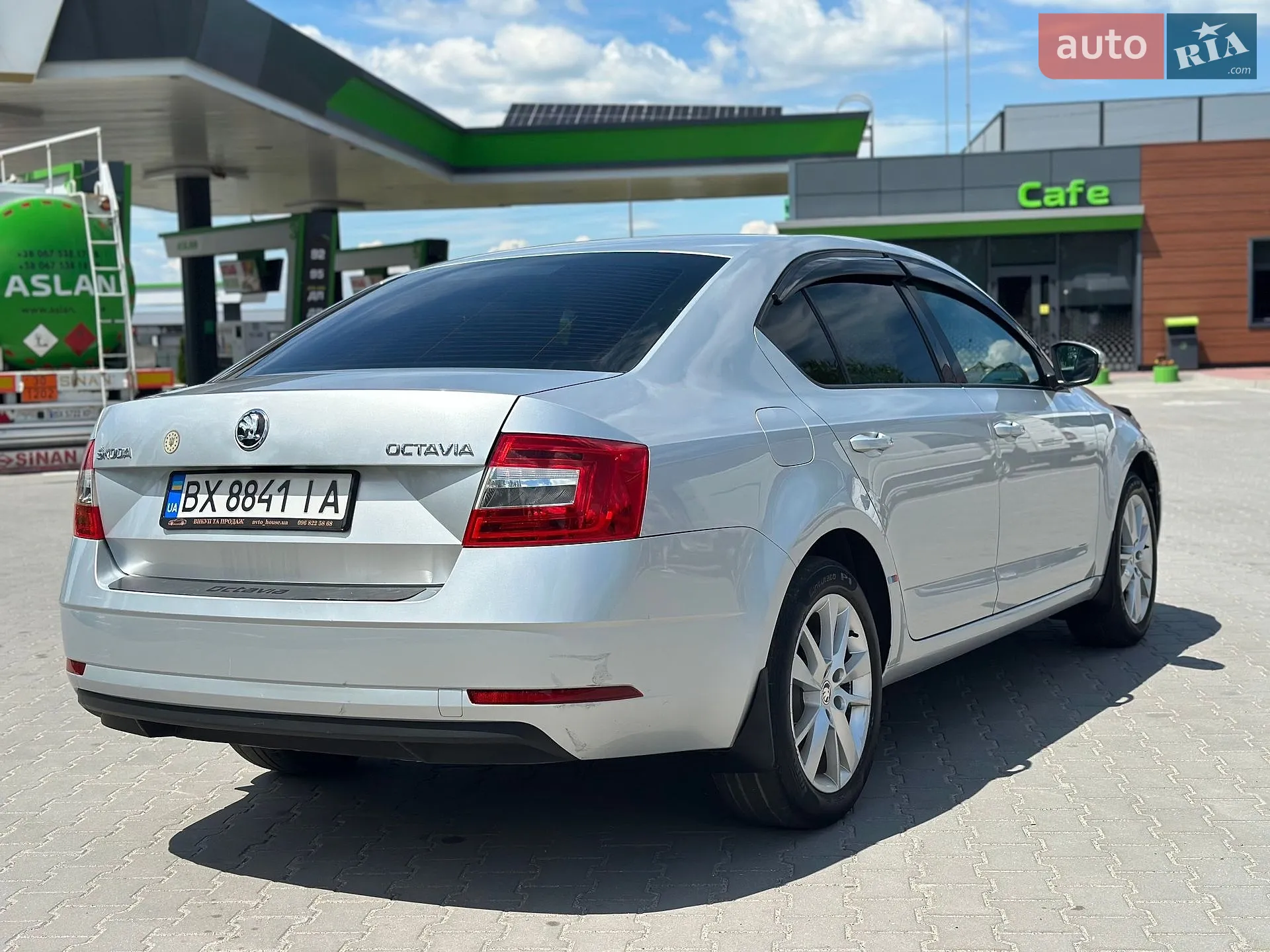 2017 Skoda Octavia - мініатюра 15