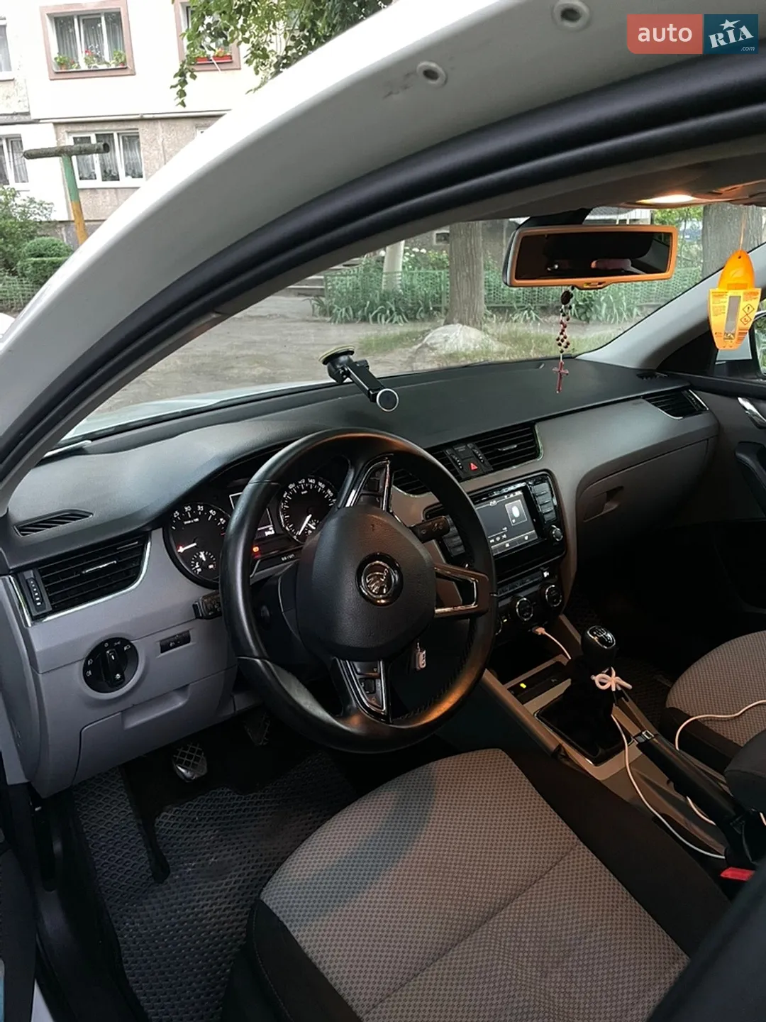 2015 Skoda Octavia - мініатюра 12