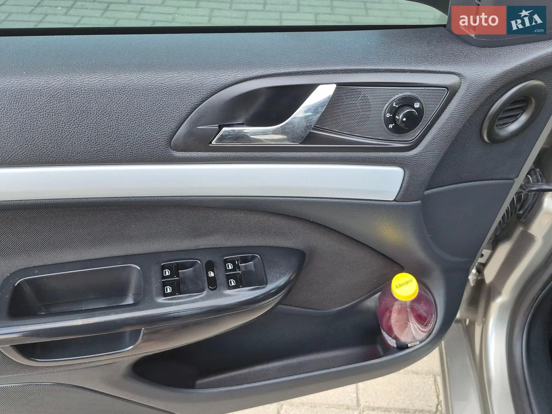 2010 Skoda Octavia - мініатюра 14