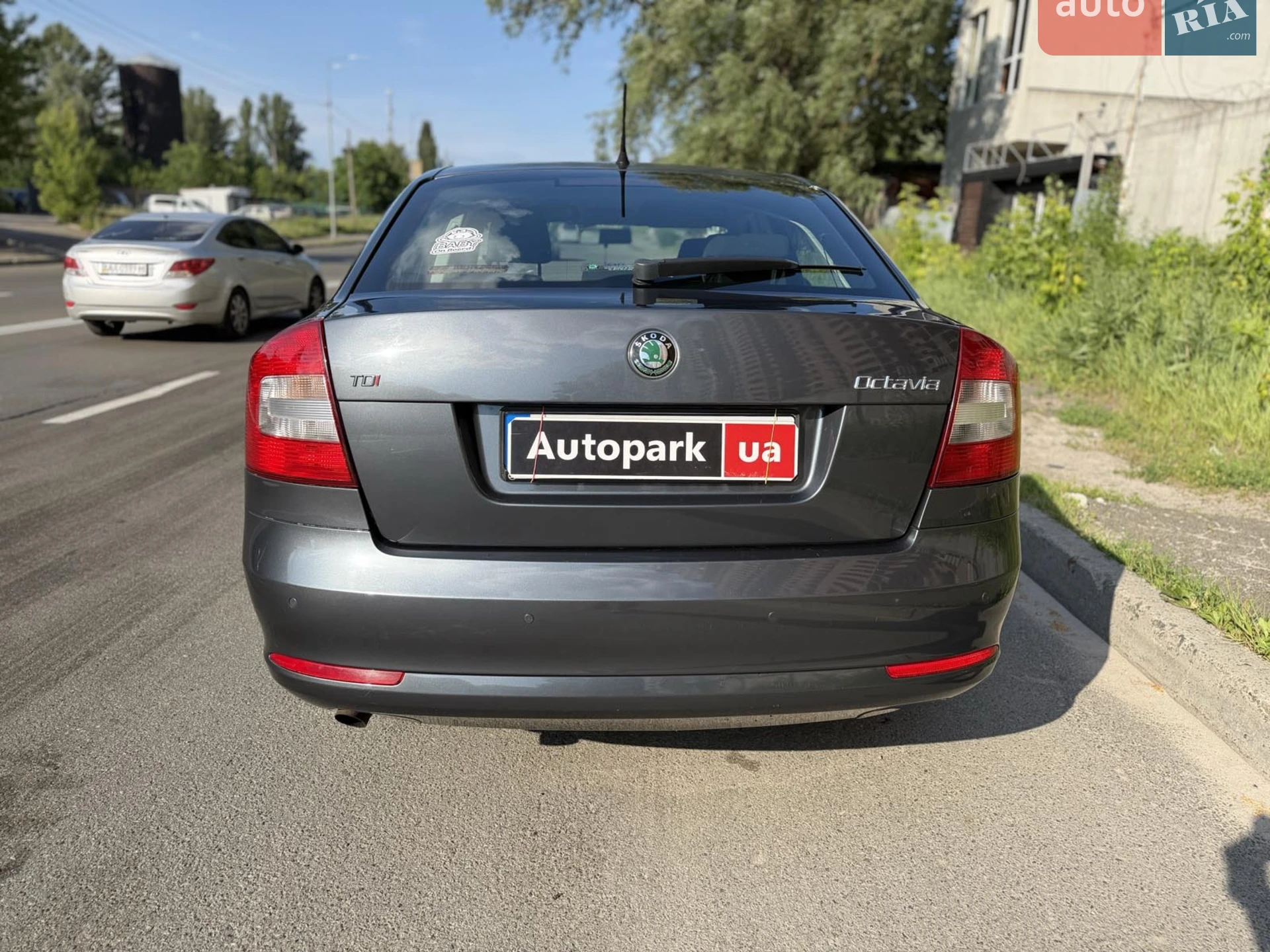 2011 Skoda Octavia - мініатюра 8