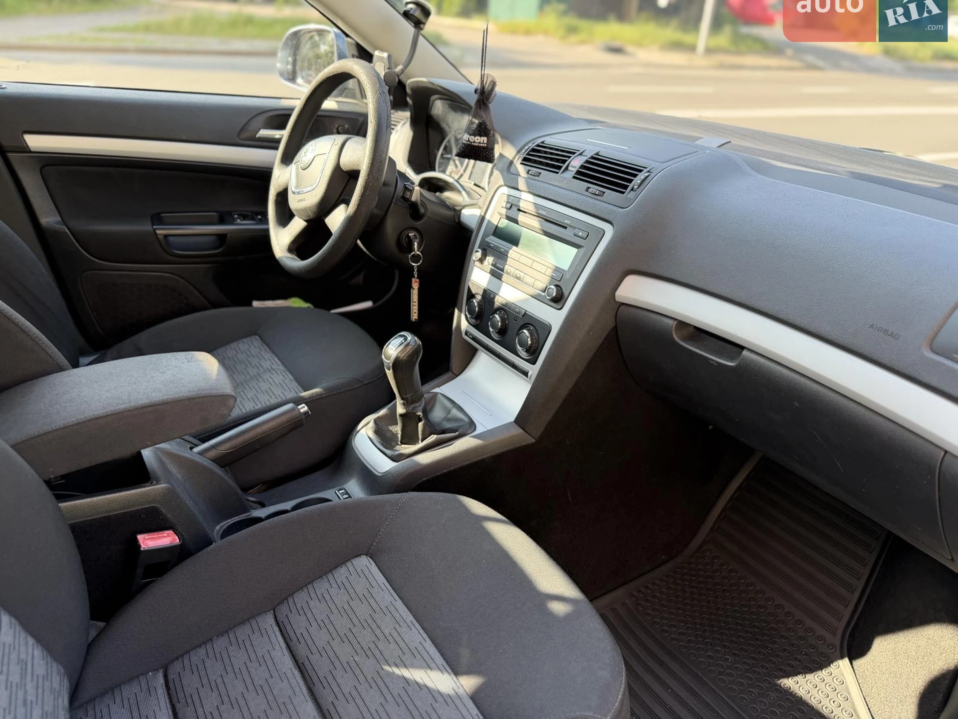 2011 Skoda Octavia - мініатюра 27