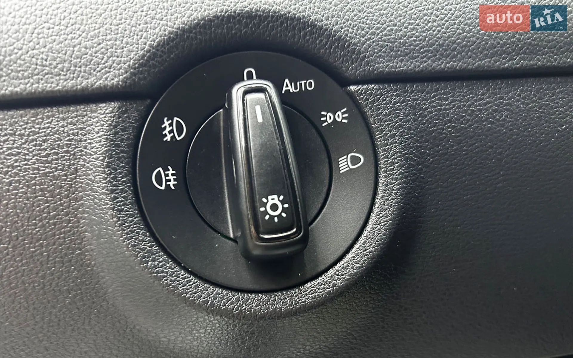 2017 Skoda Octavia - мініатюра 12