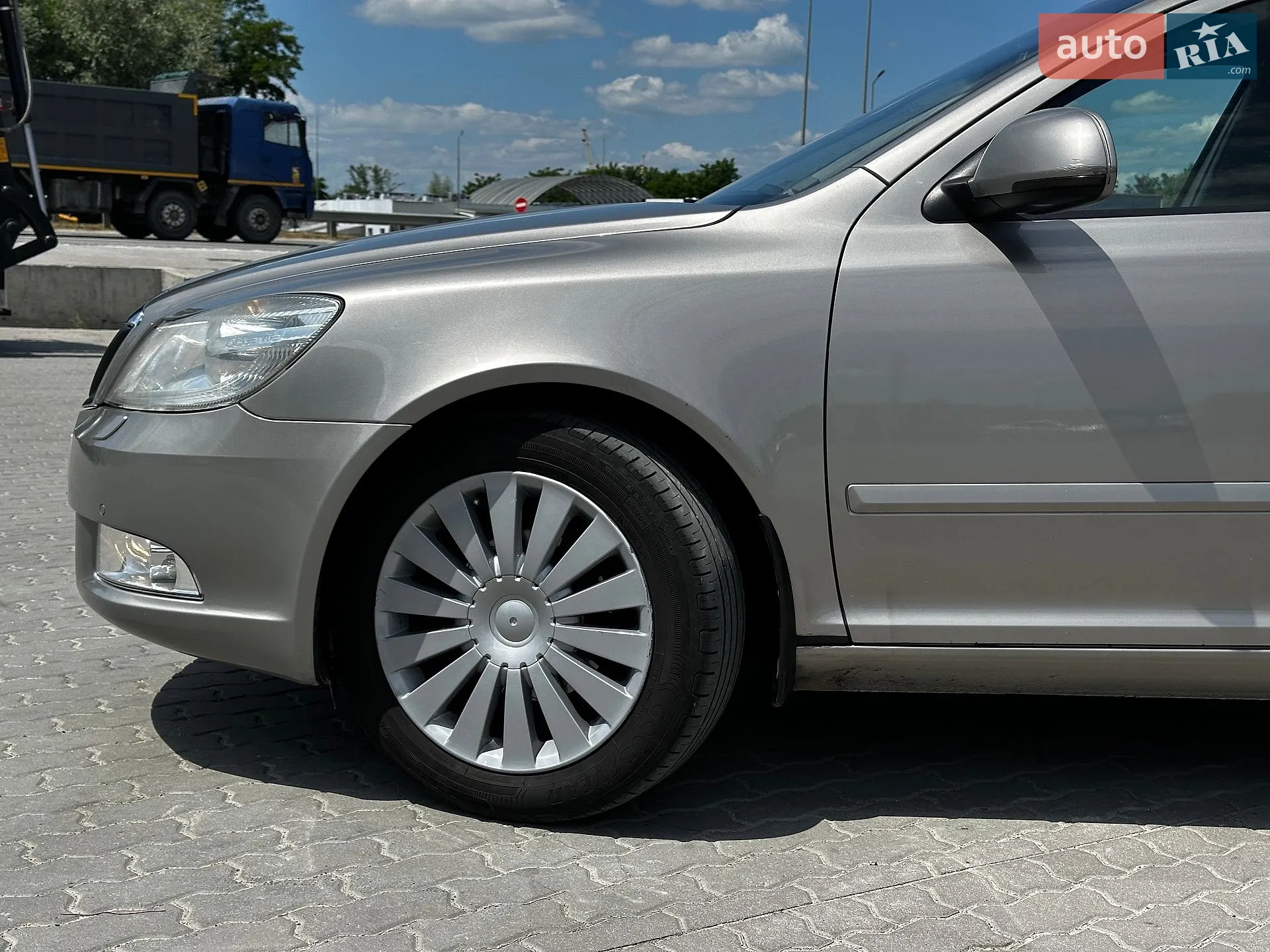 2011 Skoda Octavia - мініатюра 6