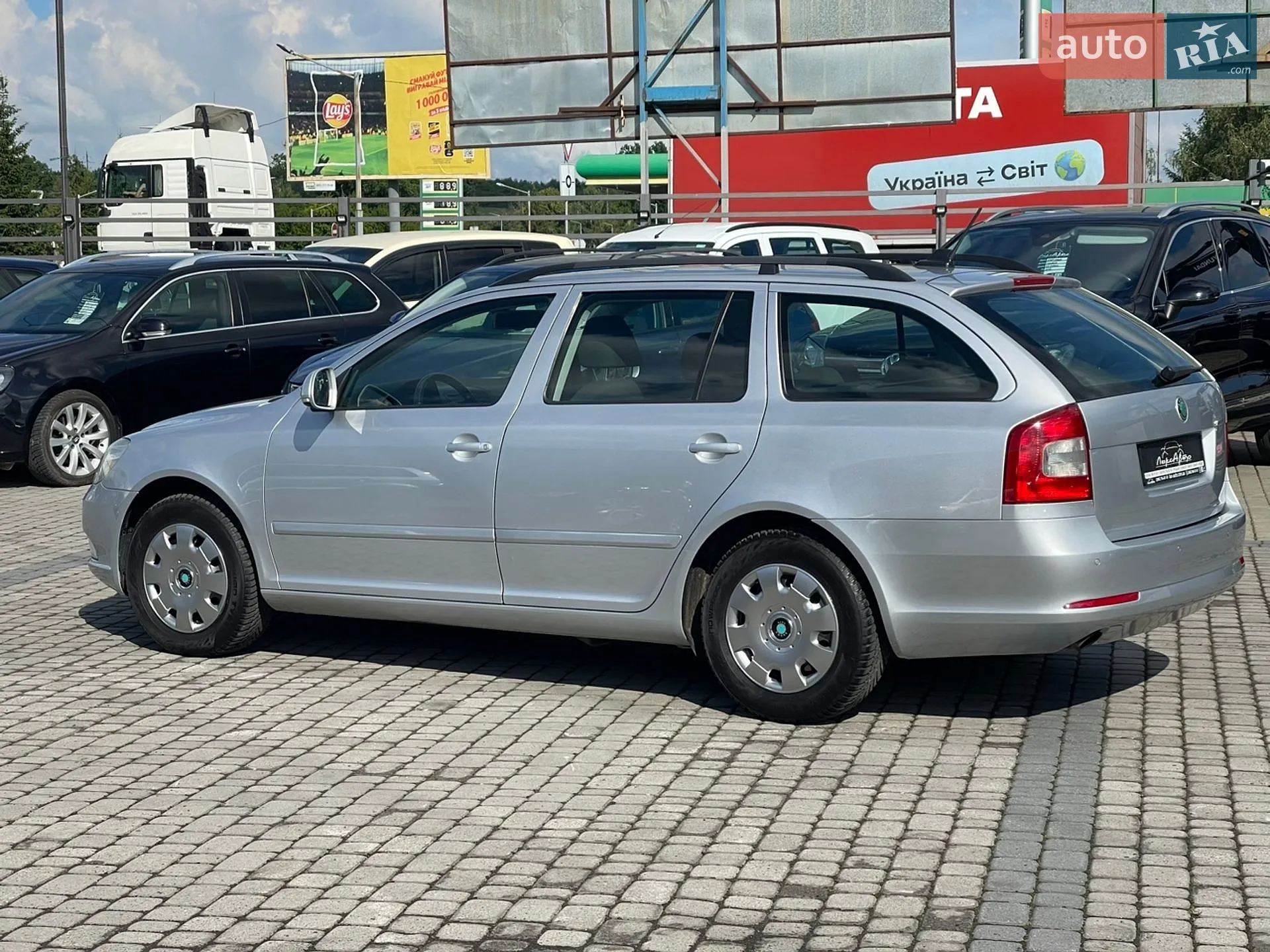 2011 Skoda Octavia - мініатюра 10