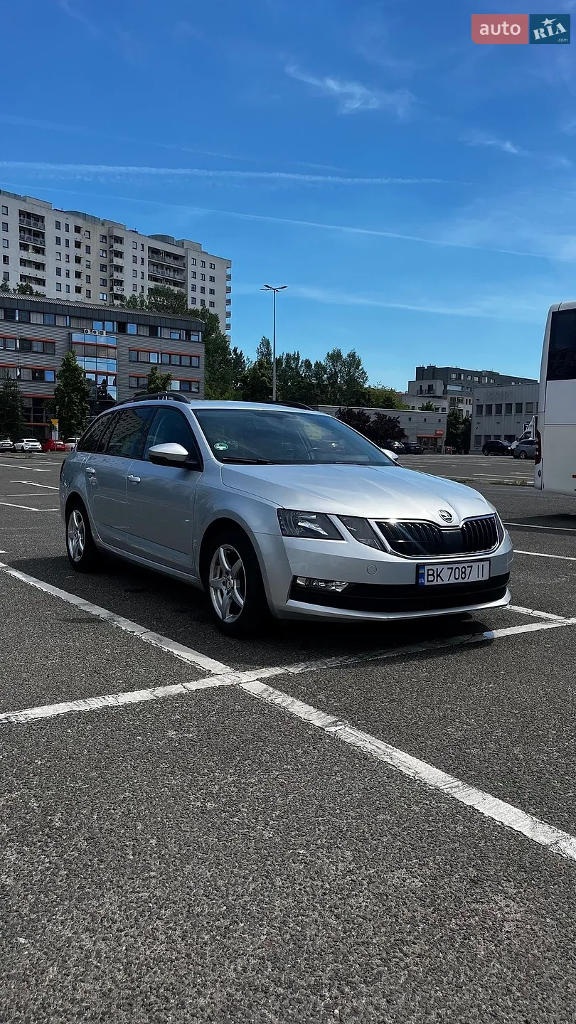 2019 Skoda Octavia - мініатюра 8