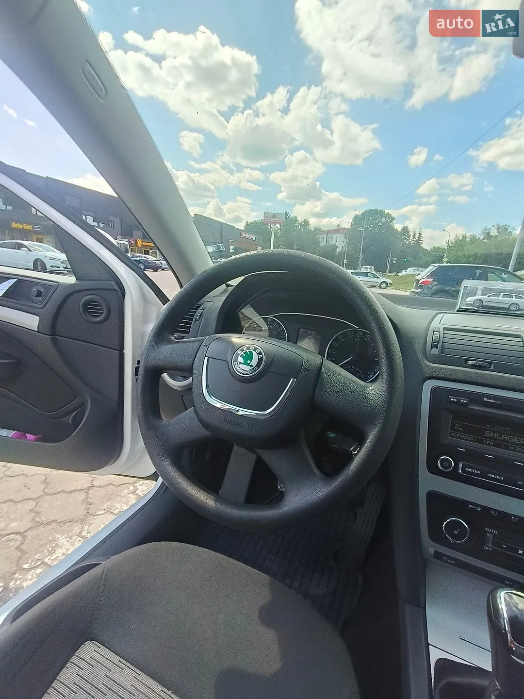 2013 Skoda Octavia - мініатюра 12
