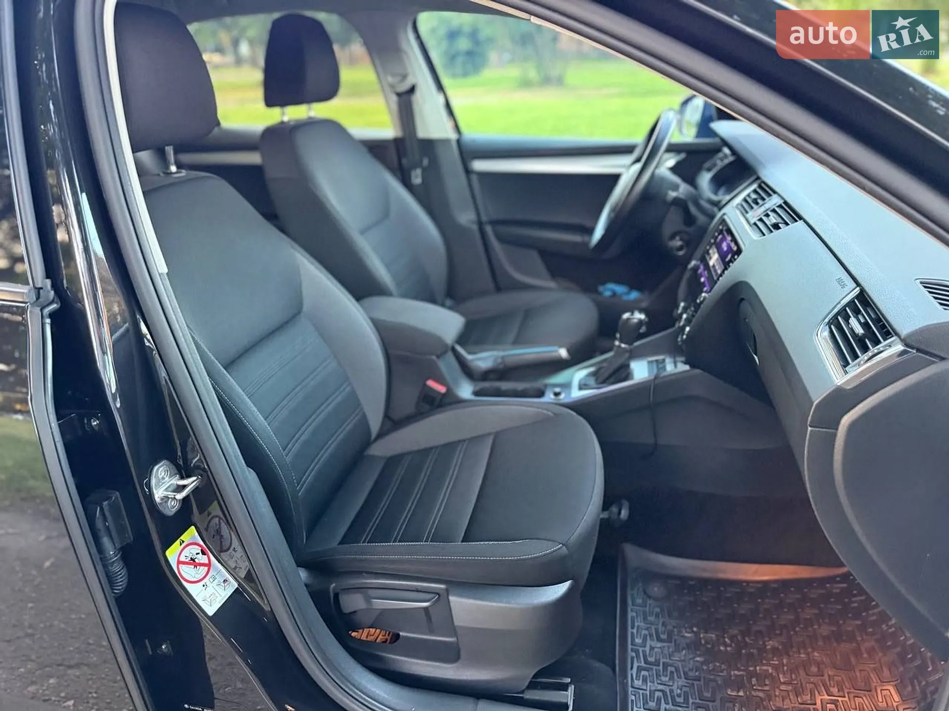 2019 Skoda Octavia - мініатюра 31