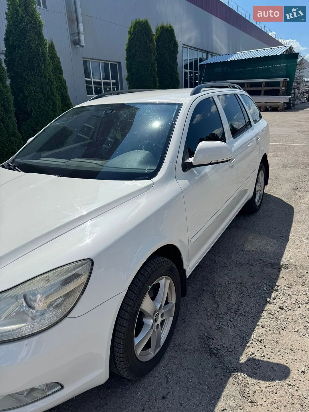 2010 Skoda Octavia - мініатюра 3