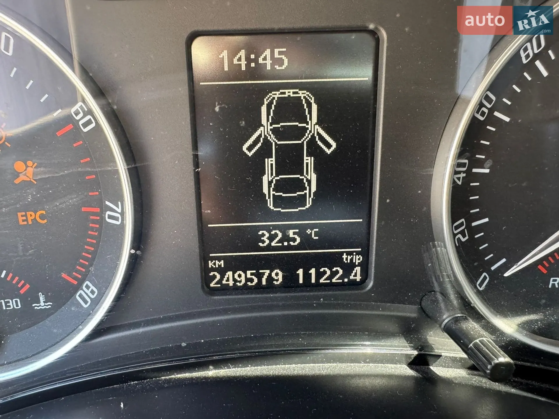2010 Skoda Octavia - мініатюра 13
