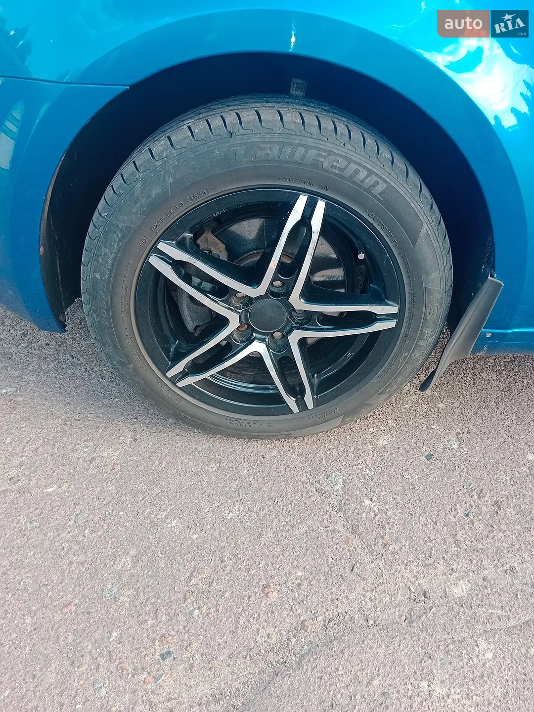 Skoda Octavia 2015 VIN TMBAJ2NE7GB006071 фото оголошення 9 з 16