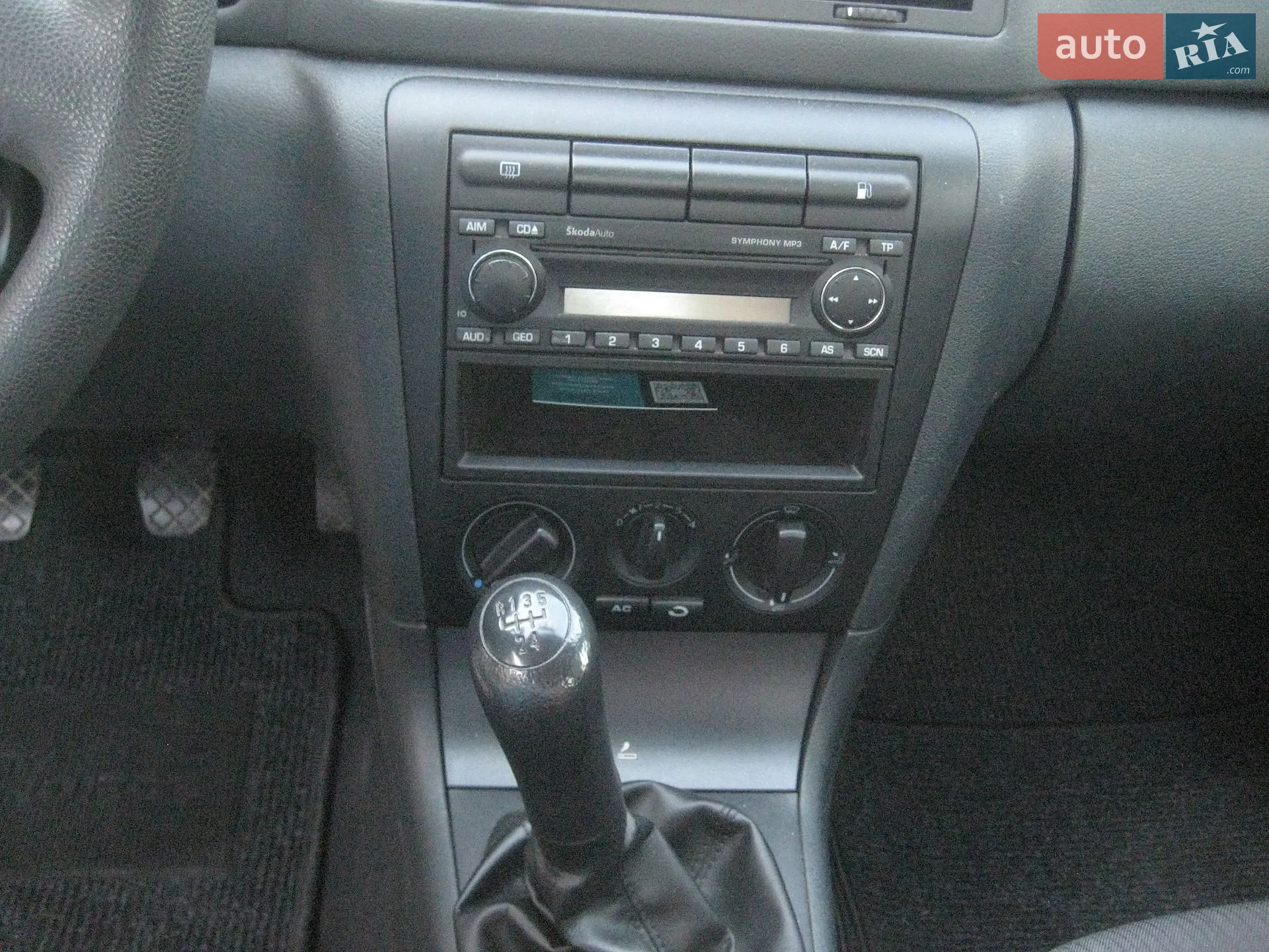 Skoda Octavia 2009 VIN TMBDX21U1A8835229 фото оголошення 12 з 21