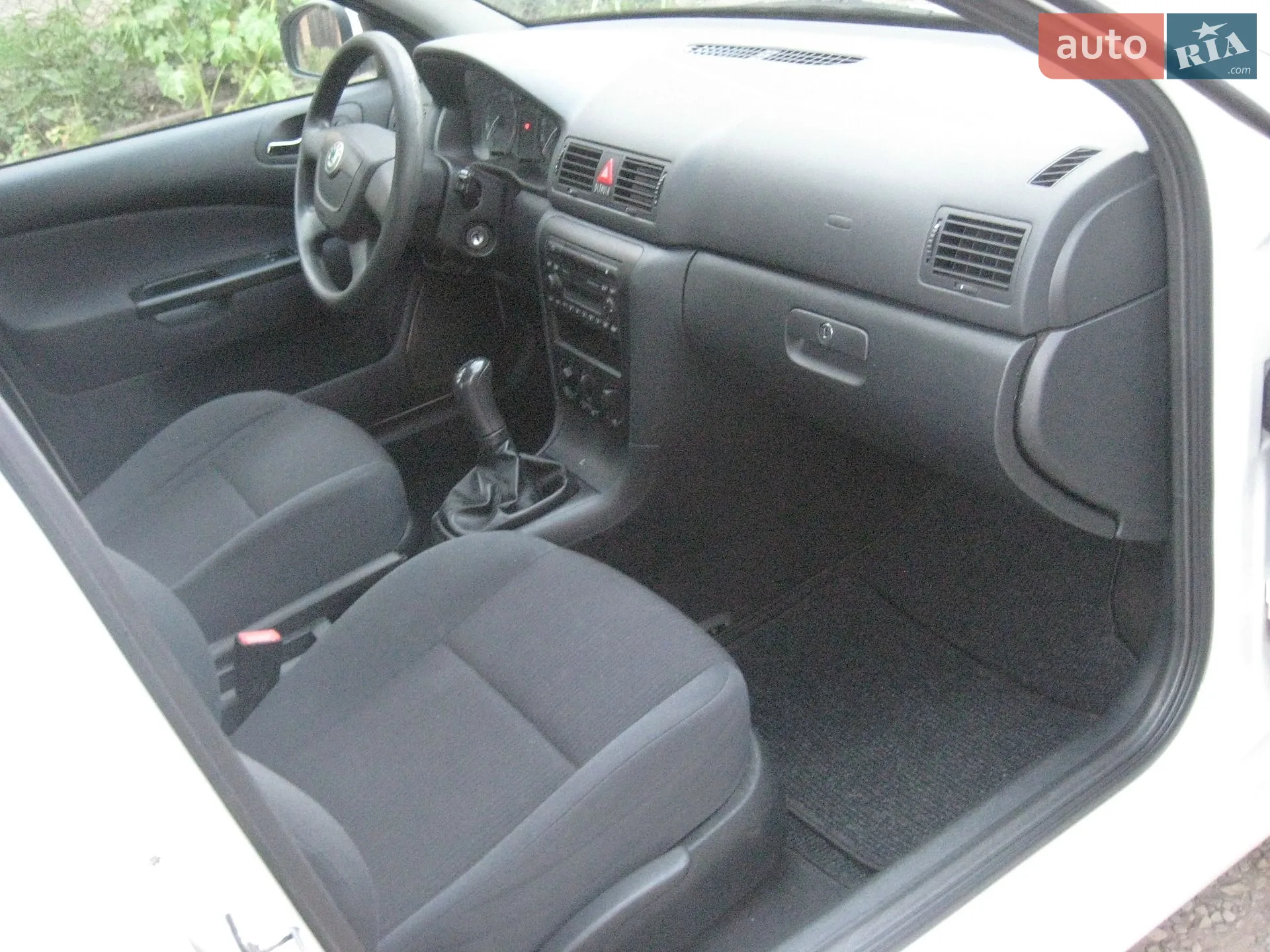 Skoda Octavia 2009 VIN TMBDX21U1A8835229 фото оголошення 17 з 21