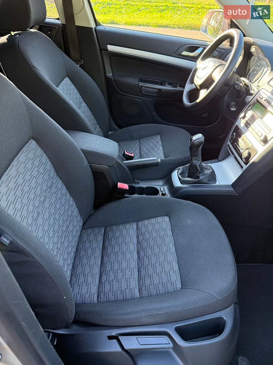2011 Skoda Octavia - мініатюра 39