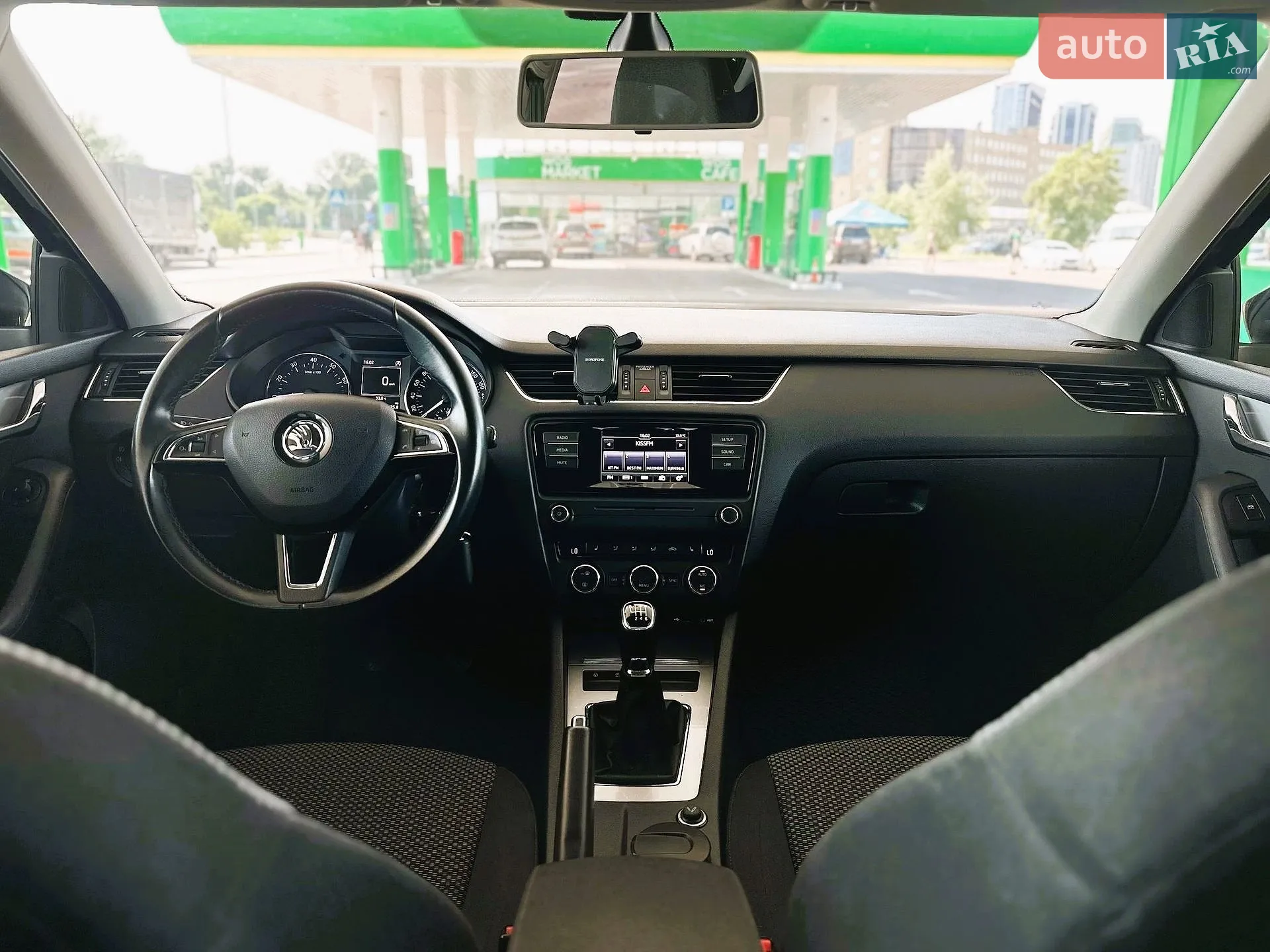 2016 Skoda Octavia - мініатюра 33