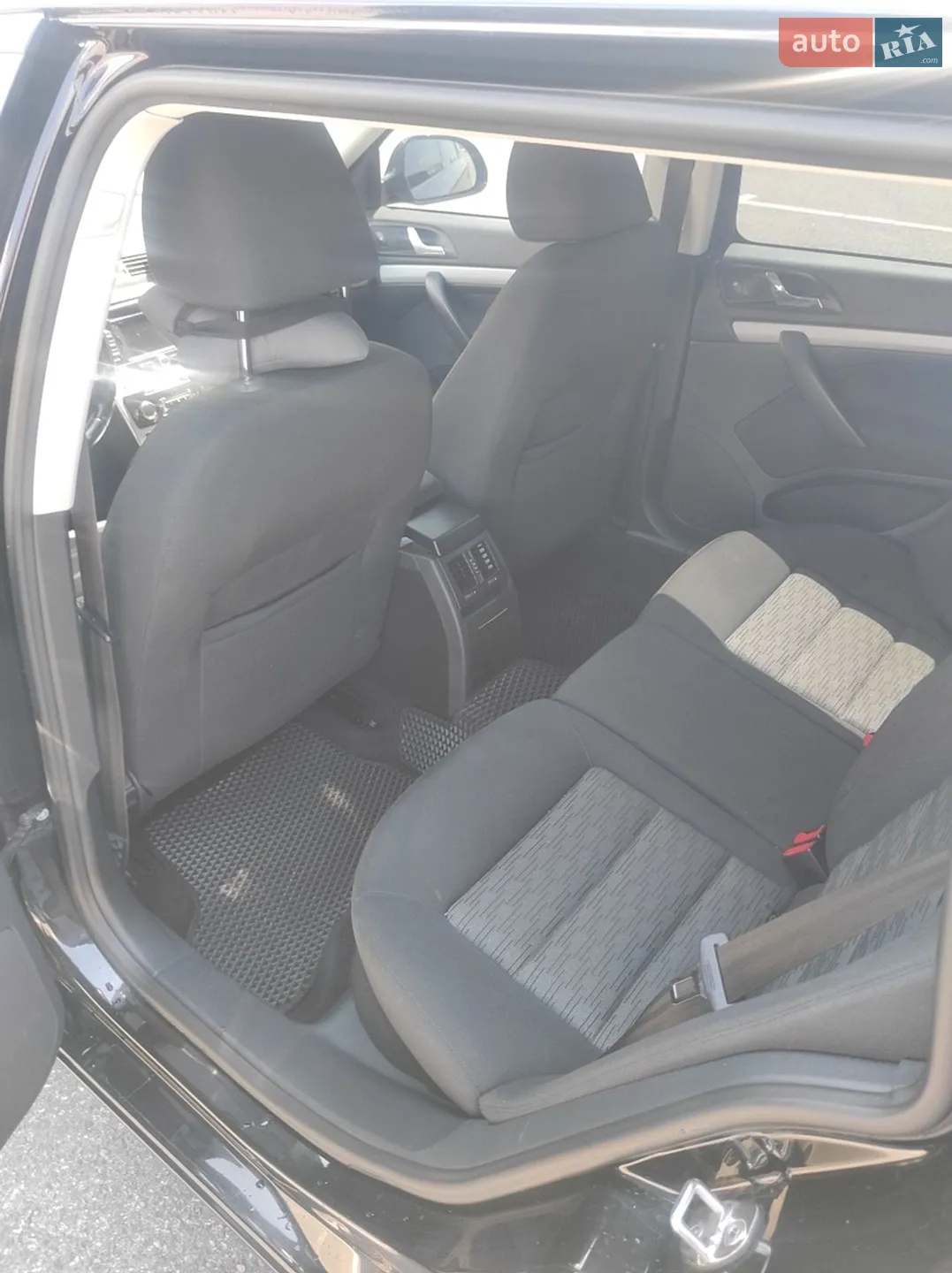 Skoda Octavia 2012 VIN TMBHE61Z5C2144088 фото оголошення 15 з 16