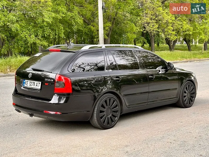 Skoda Octavia 2011 VIN TMBGJ61Z6B2099264 фото оголошення 10 з 54