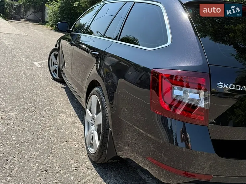 Skoda Octavia 2018 VIN TMBJJ7NE5K0063385 фото оголошення 12 з 89