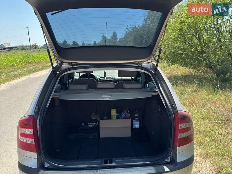 Skoda Octavia 2006 VIN TMBHA41Z67B151637 фото оголошення 8 з 44