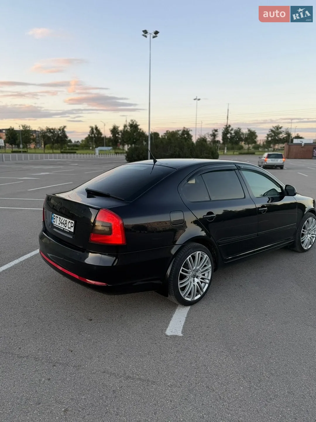 2010 Skoda Octavia - мініатюра 14