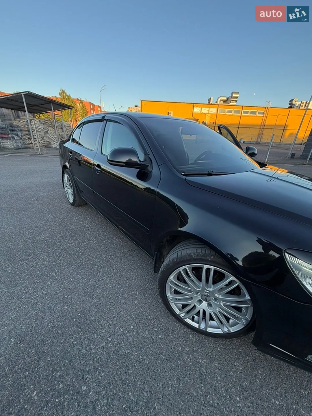 2010 Skoda Octavia - мініатюра 31