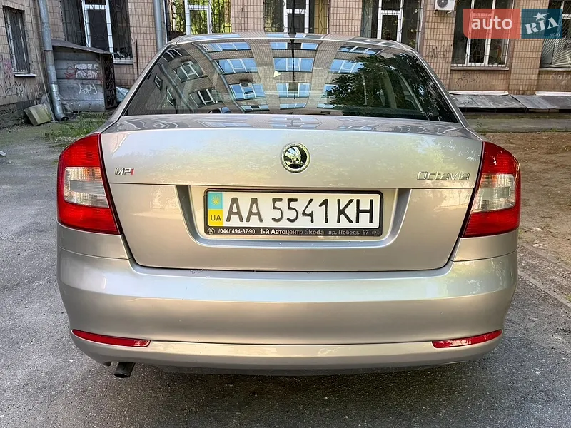 Skoda Octavia 2010 VIN TMBBA41ZXBB151364 фото оголошення 4 з 44