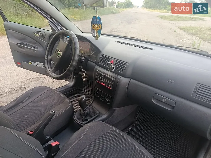 Skoda Octavia 2005 VIN TMBJX21U068830033 фото оголошення 18 з 57