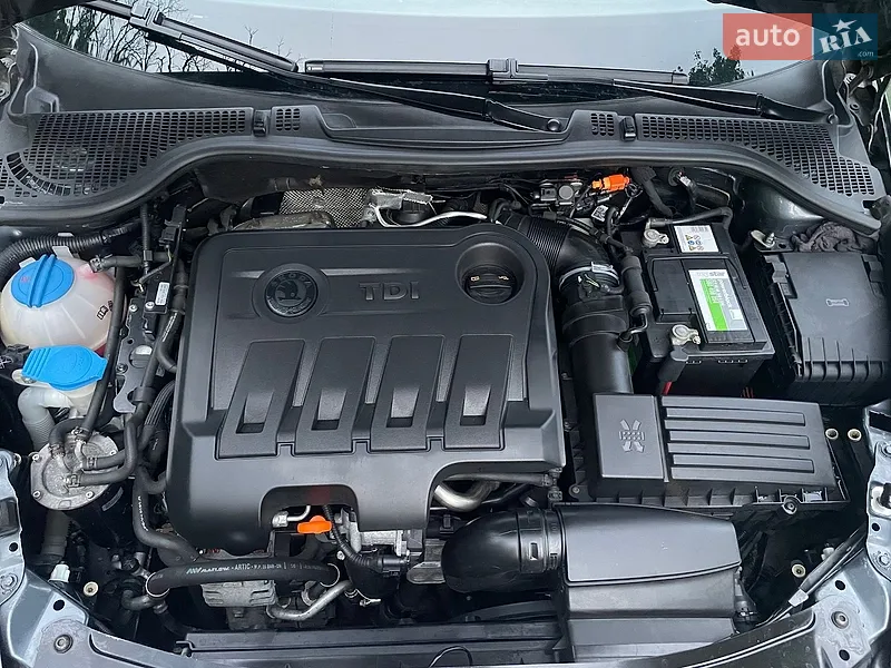 Skoda Octavia 2010 VIN TMBKE61Z2B2082900 фото оголошення 12 з 52