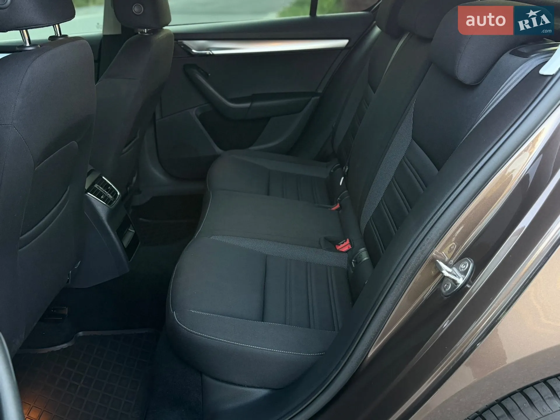2017 Skoda Octavia - мініатюра 17