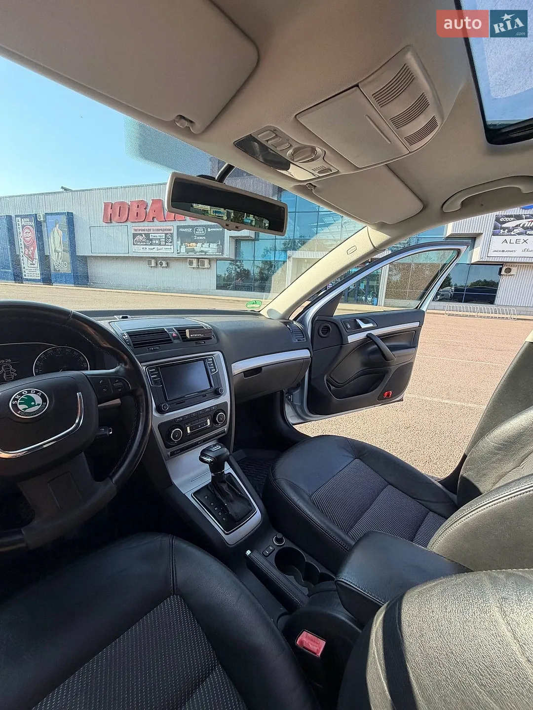 2011 Skoda Octavia - мініатюра 23