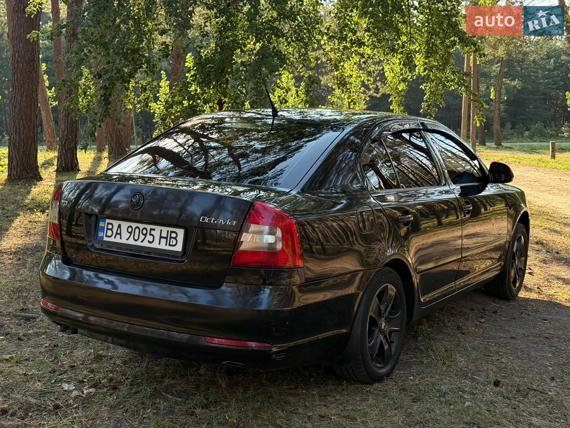 2010 Skoda Octavia - мініатюра 6