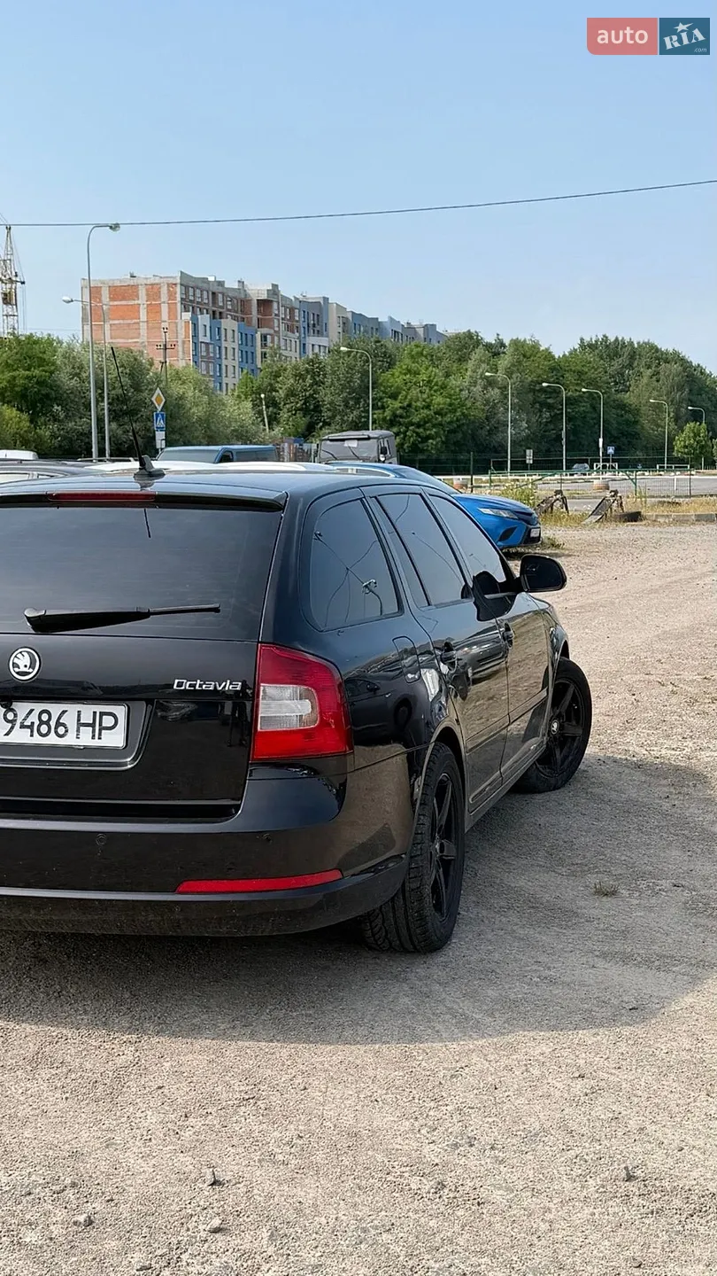 2010 Skoda Octavia - мініатюра 5