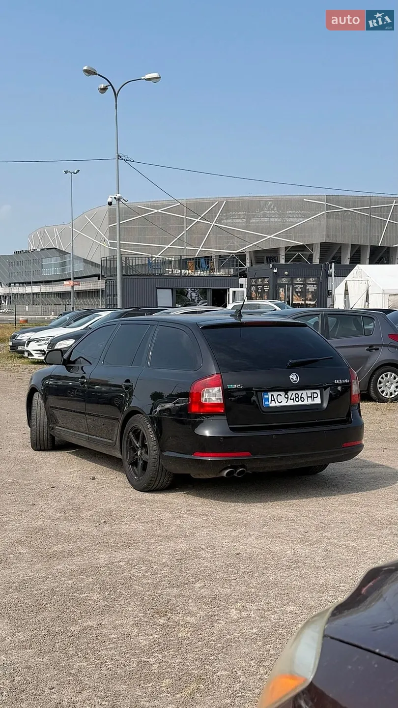 2010 Skoda Octavia - мініатюра 3