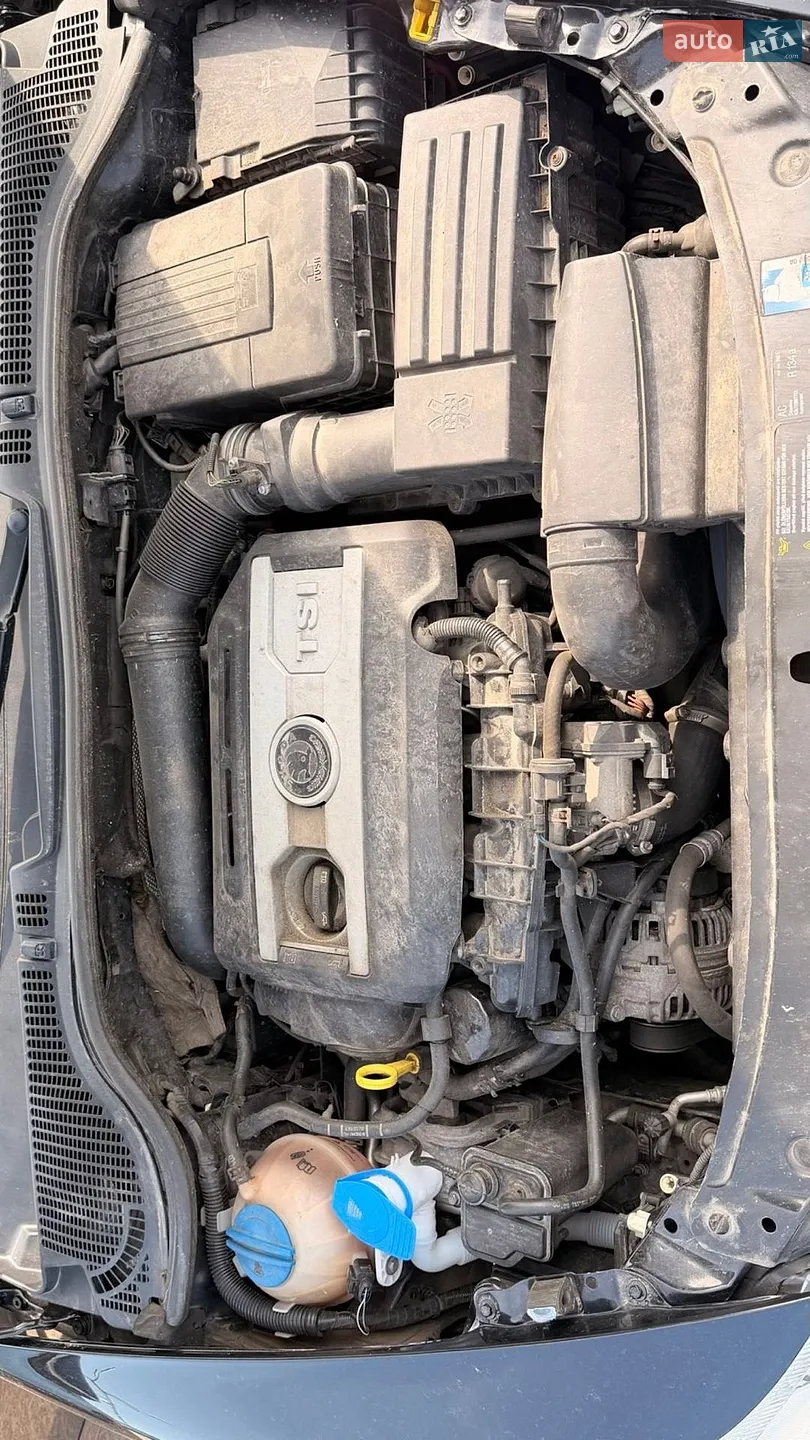 2010 Skoda Octavia - мініатюра 16