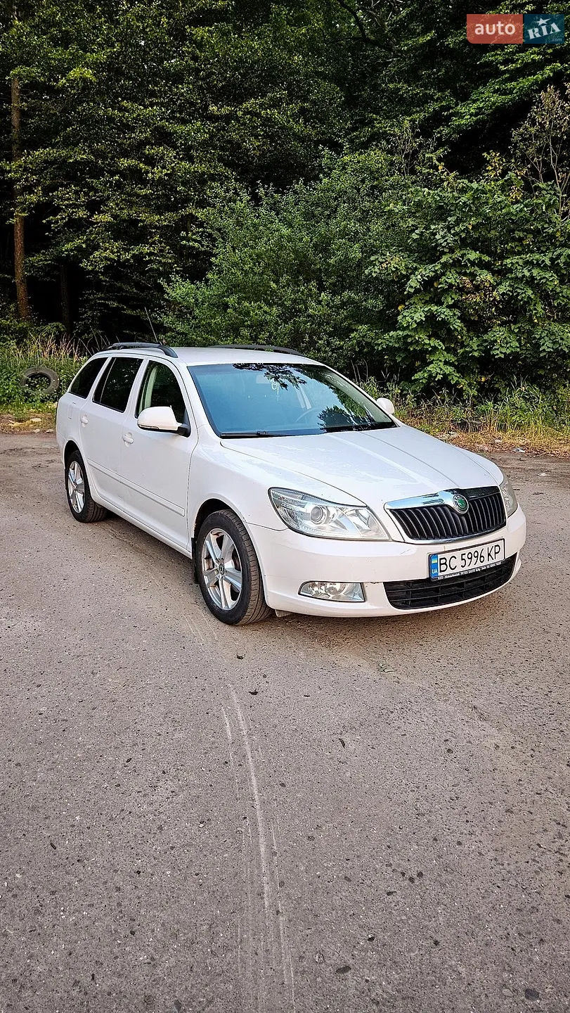 2010 Skoda Octavia - мініатюра 3