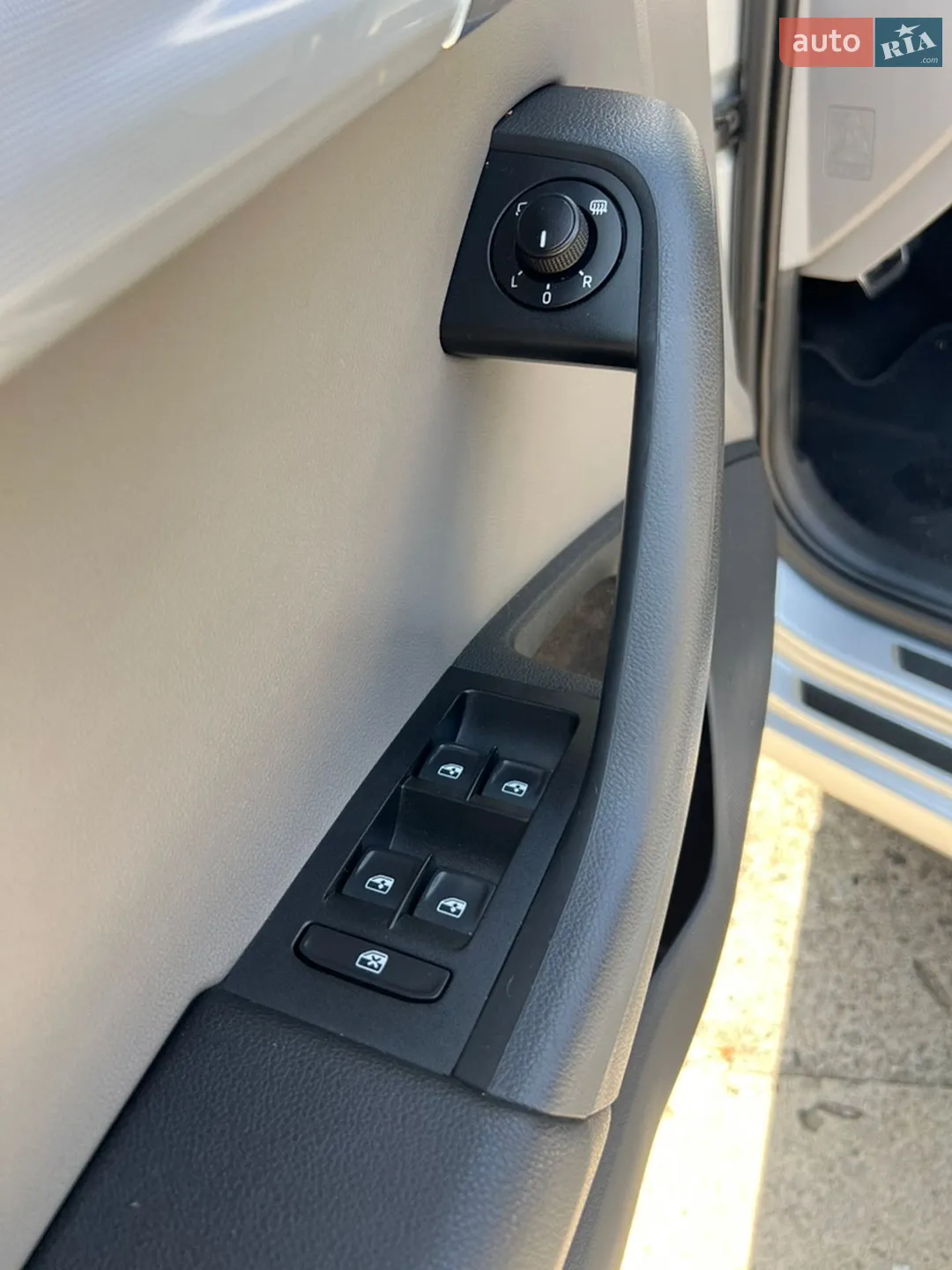 2015 Skoda Octavia - мініатюра 38