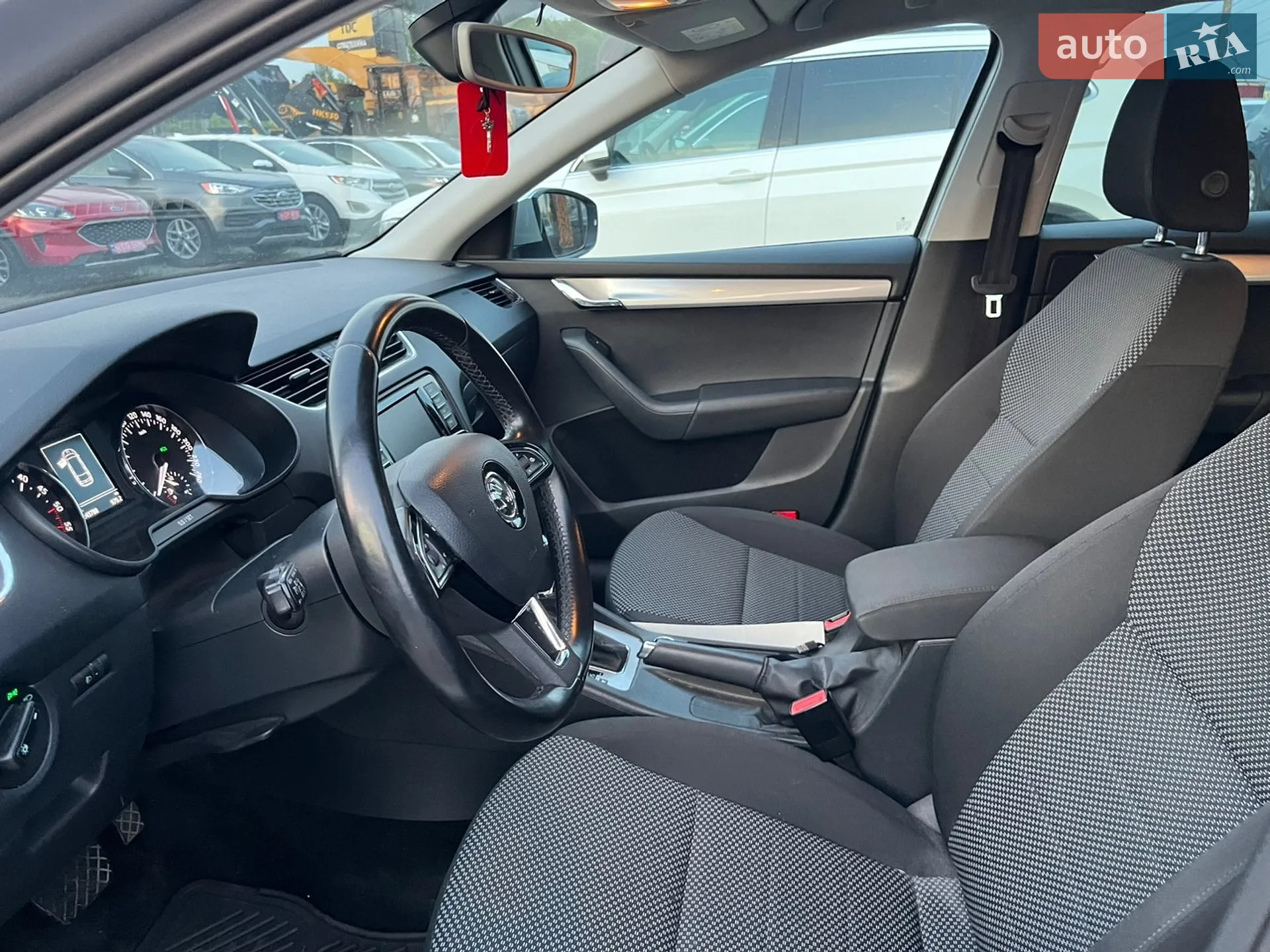 2016 Skoda Octavia - мініатюра 11
