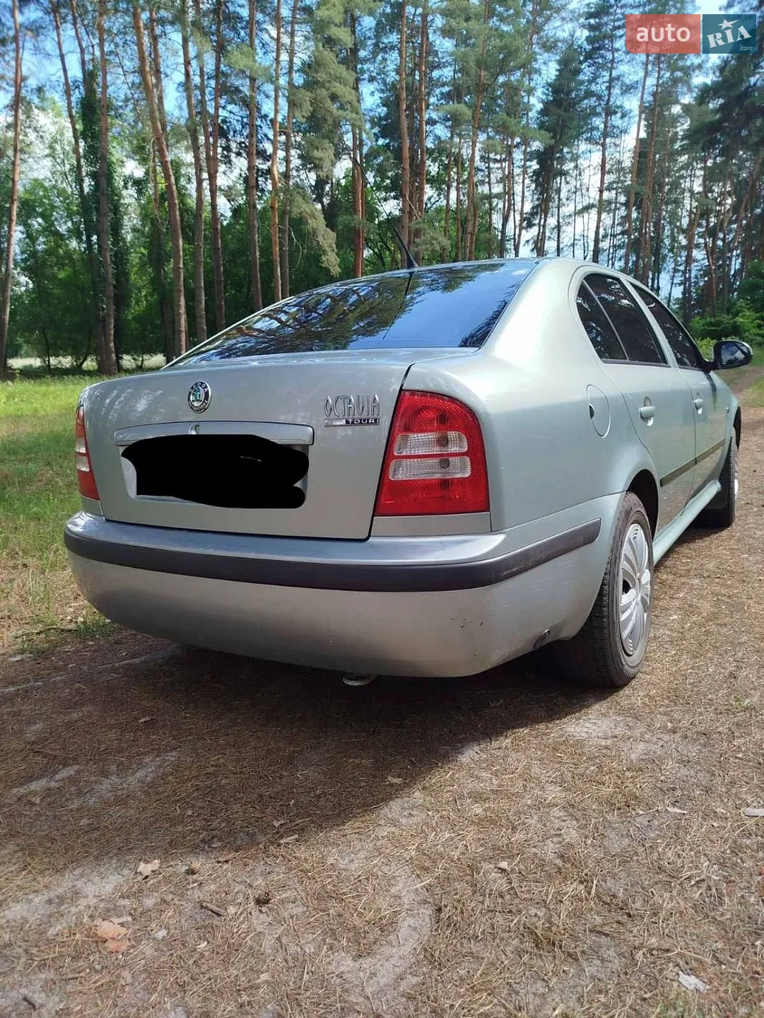 2010 Skoda Octavia - мініатюра 2