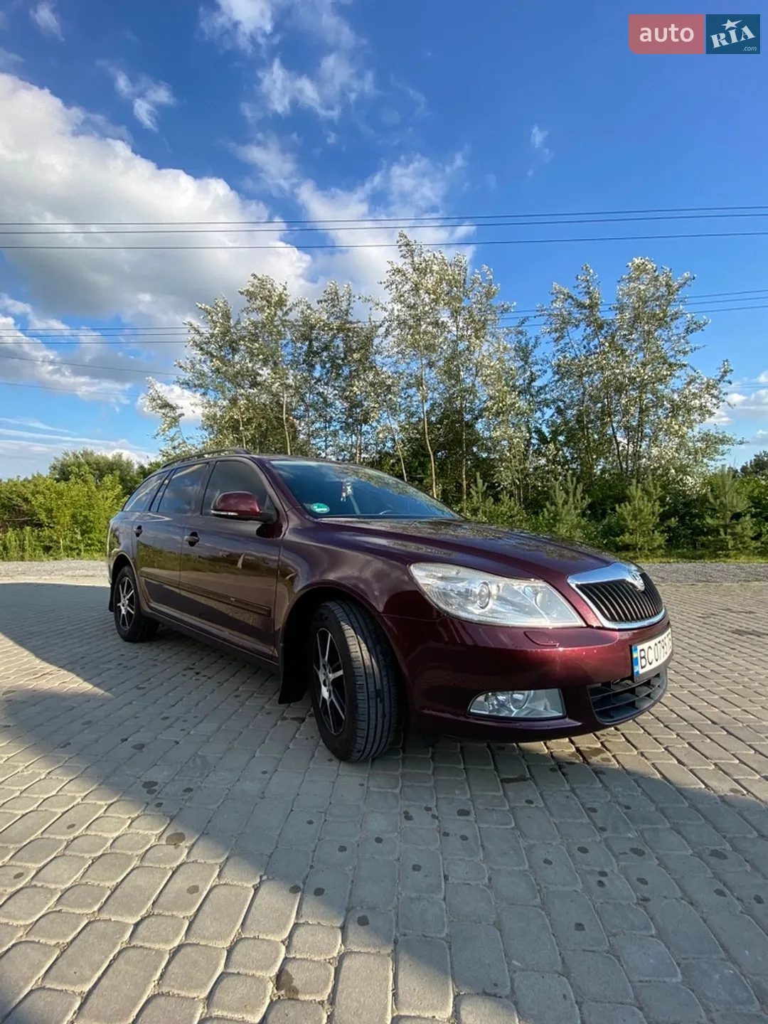 2010 Skoda Octavia - мініатюра 3