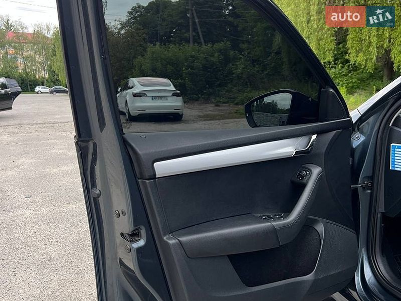 Универсал Skoda Octavia 2014 в Звягеле