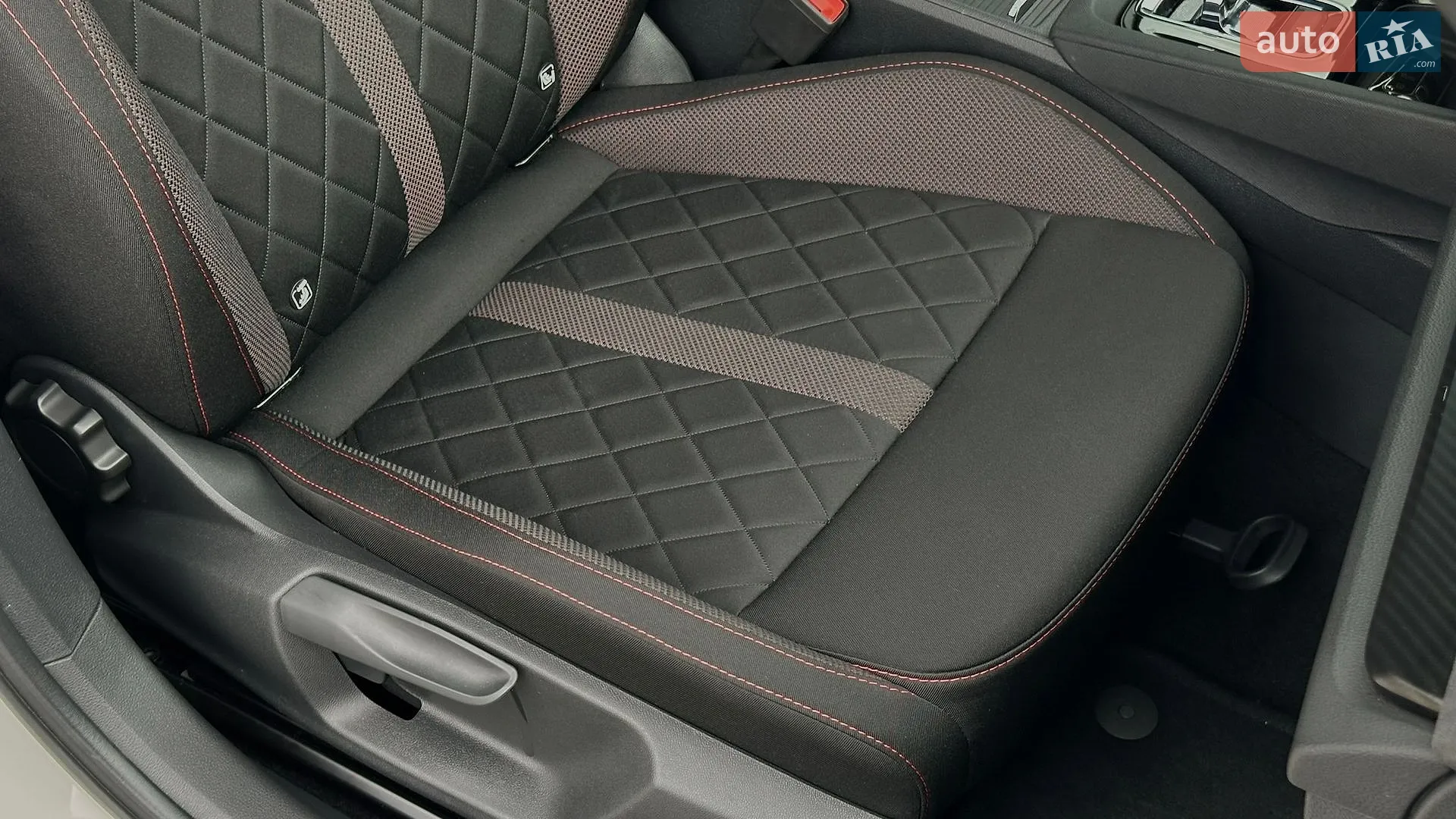 2021 Skoda Octavia - мініатюра 92