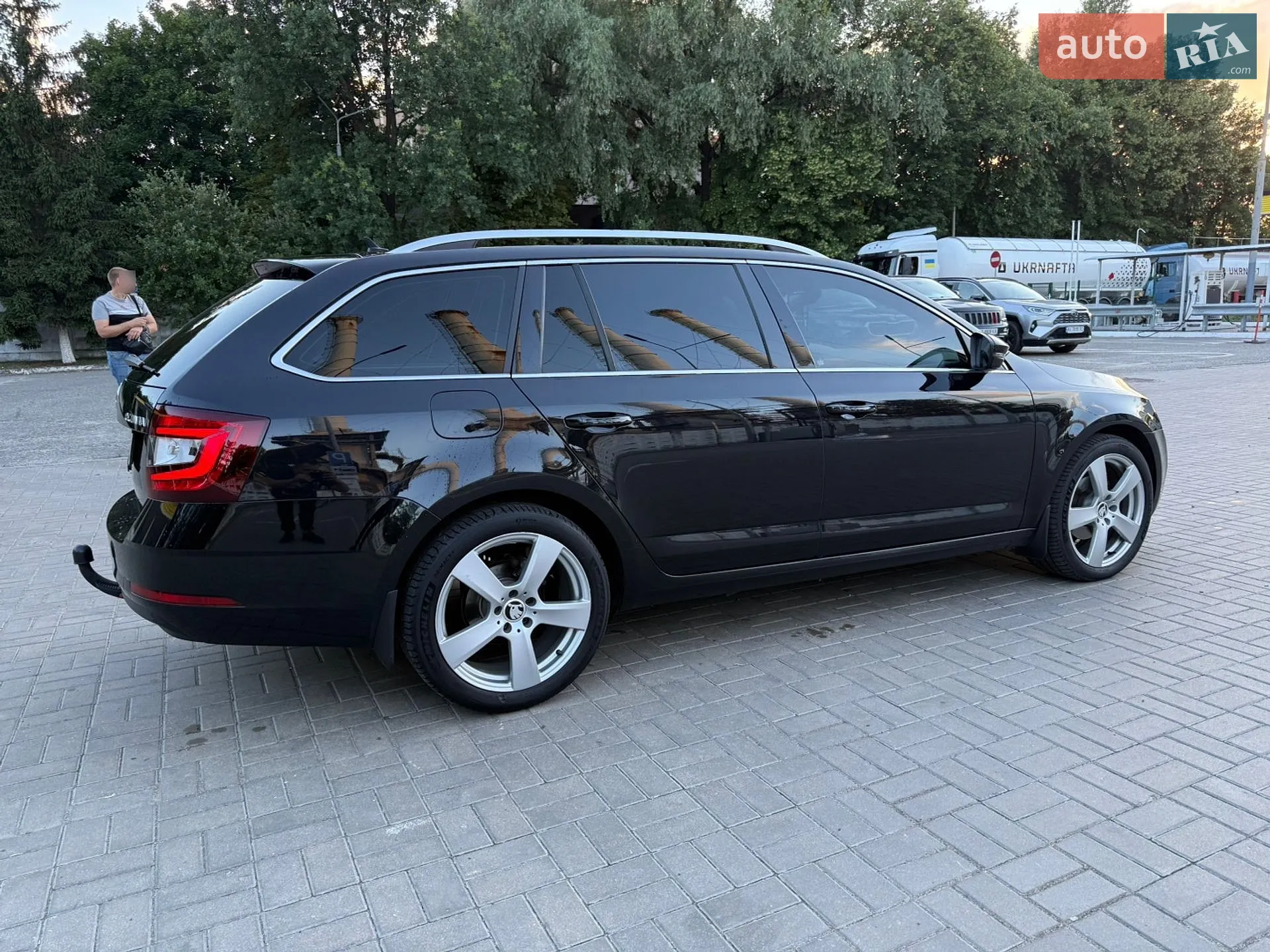 Skoda Octavia 2018 VIN TMBJJ7NE5K0063385 фото оголошення 4 з 70
