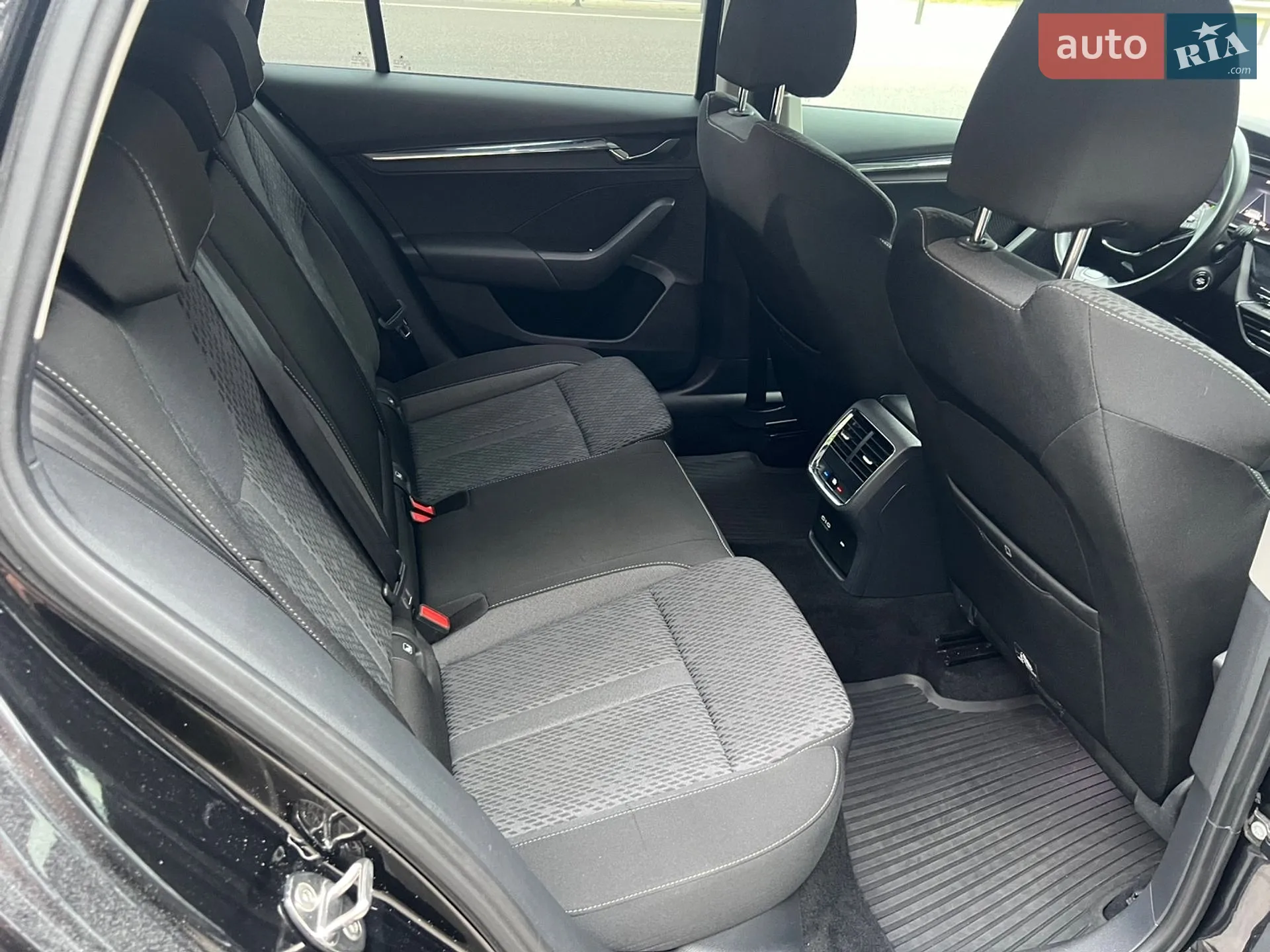 2021 Skoda Octavia - мініатюра 37
