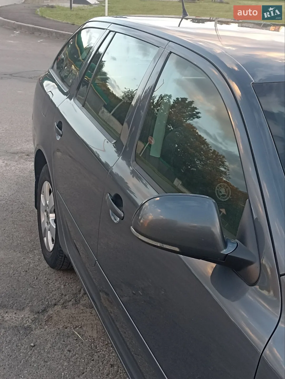 2010 Skoda Octavia - мініатюра 11