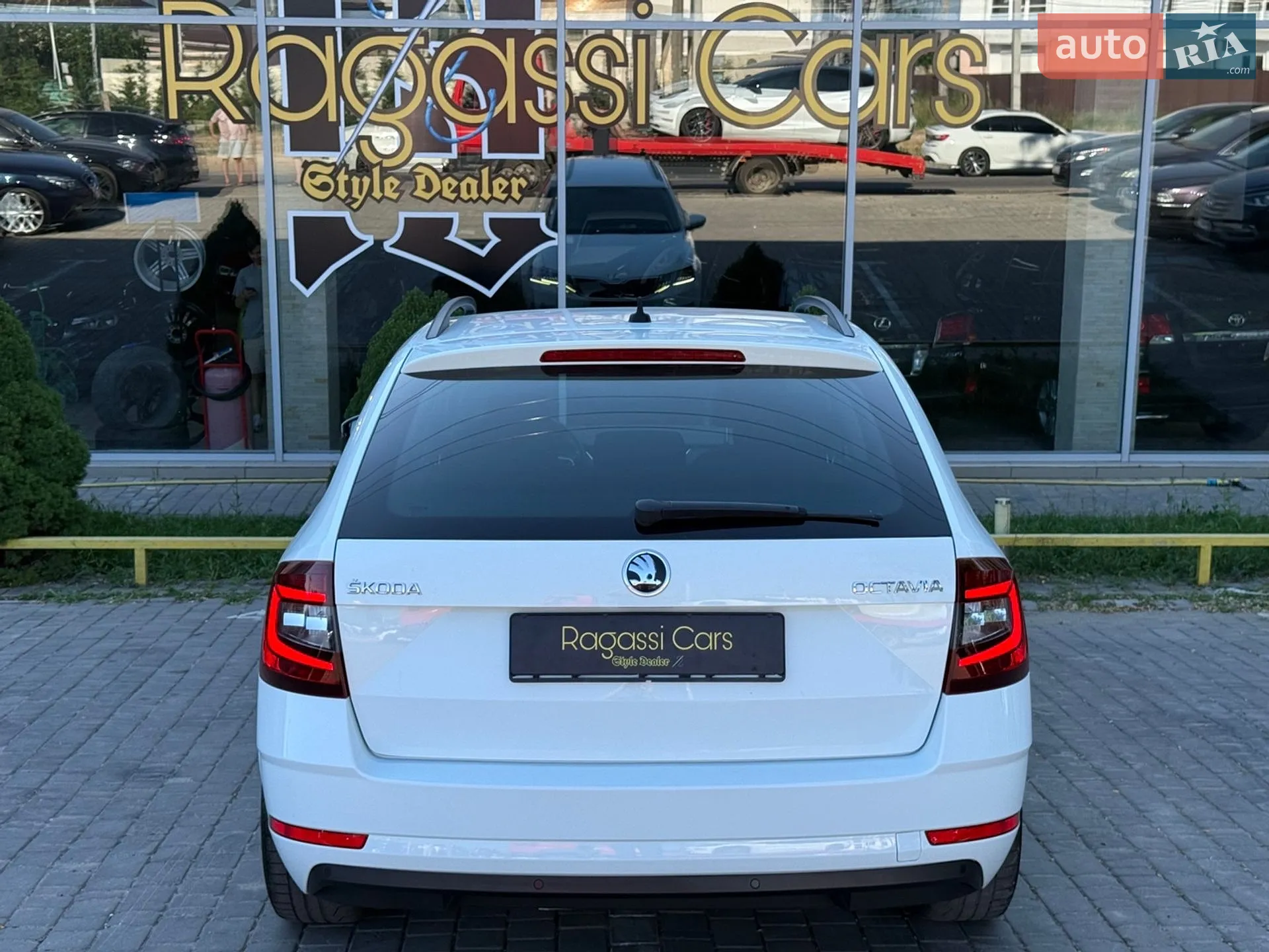 2017 Skoda Octavia - мініатюра 5