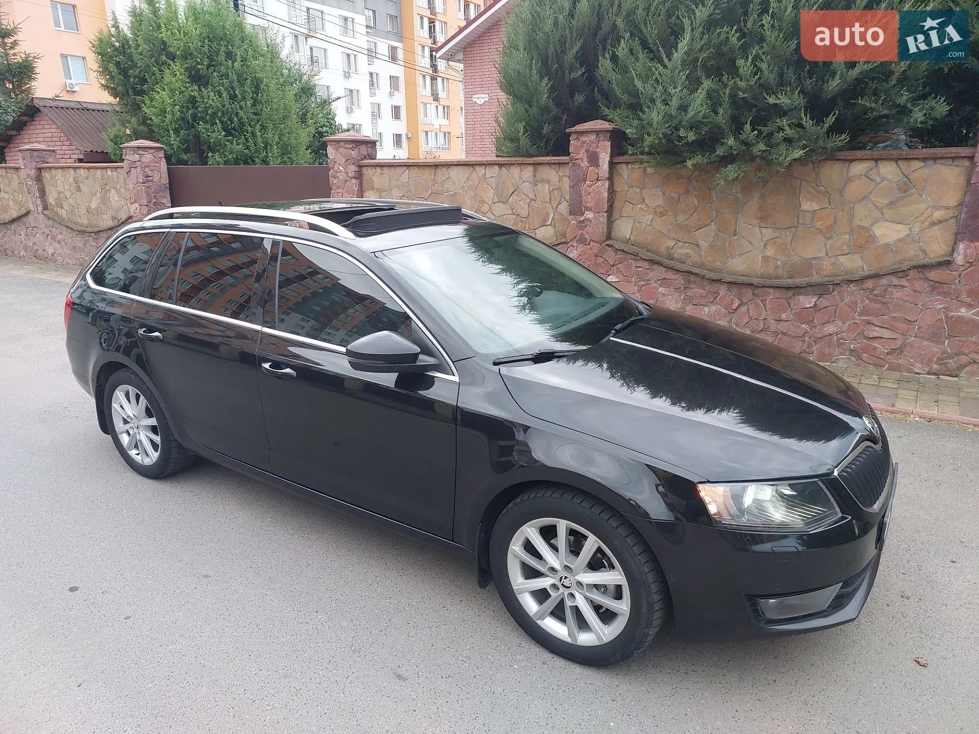 2015 Skoda Octavia - мініатюра 2