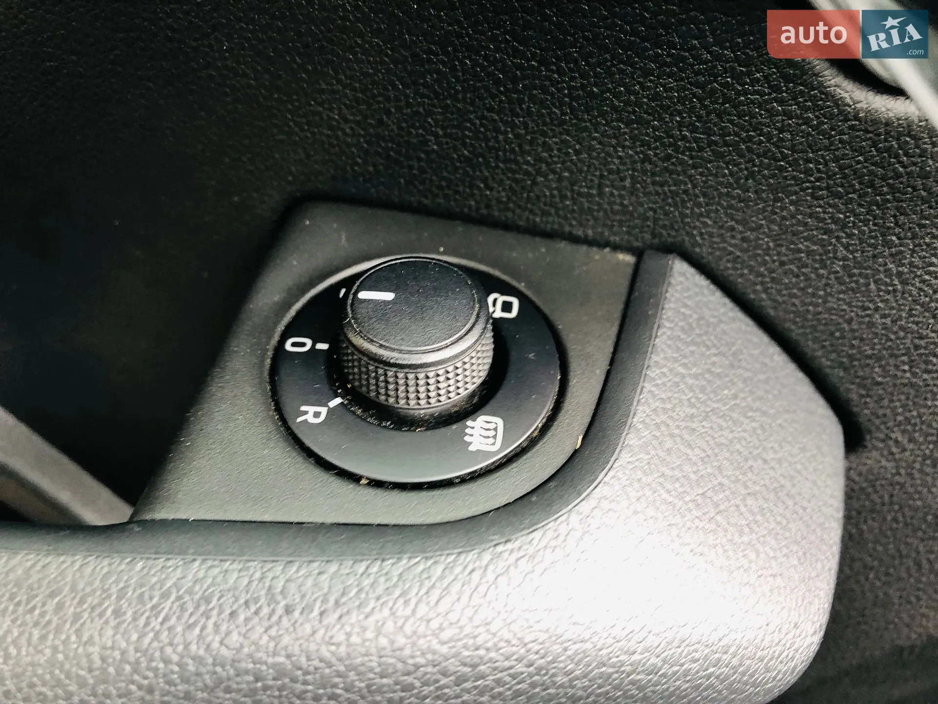 2015 Skoda Octavia - мініатюра 8