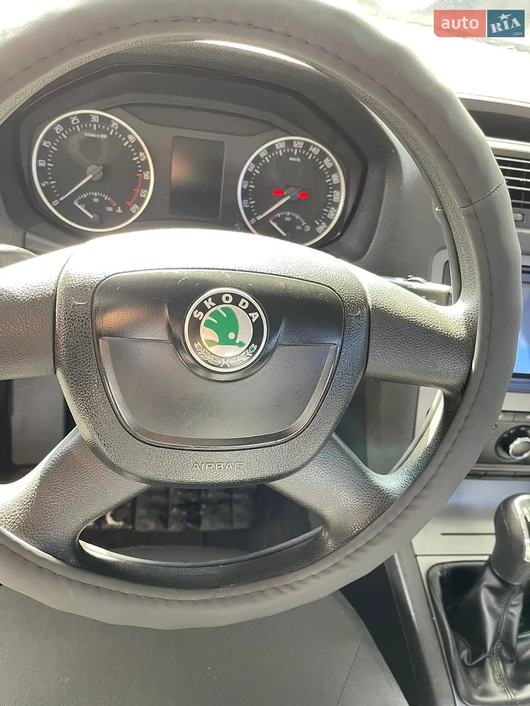 2011 Skoda Octavia - мініатюра 12
