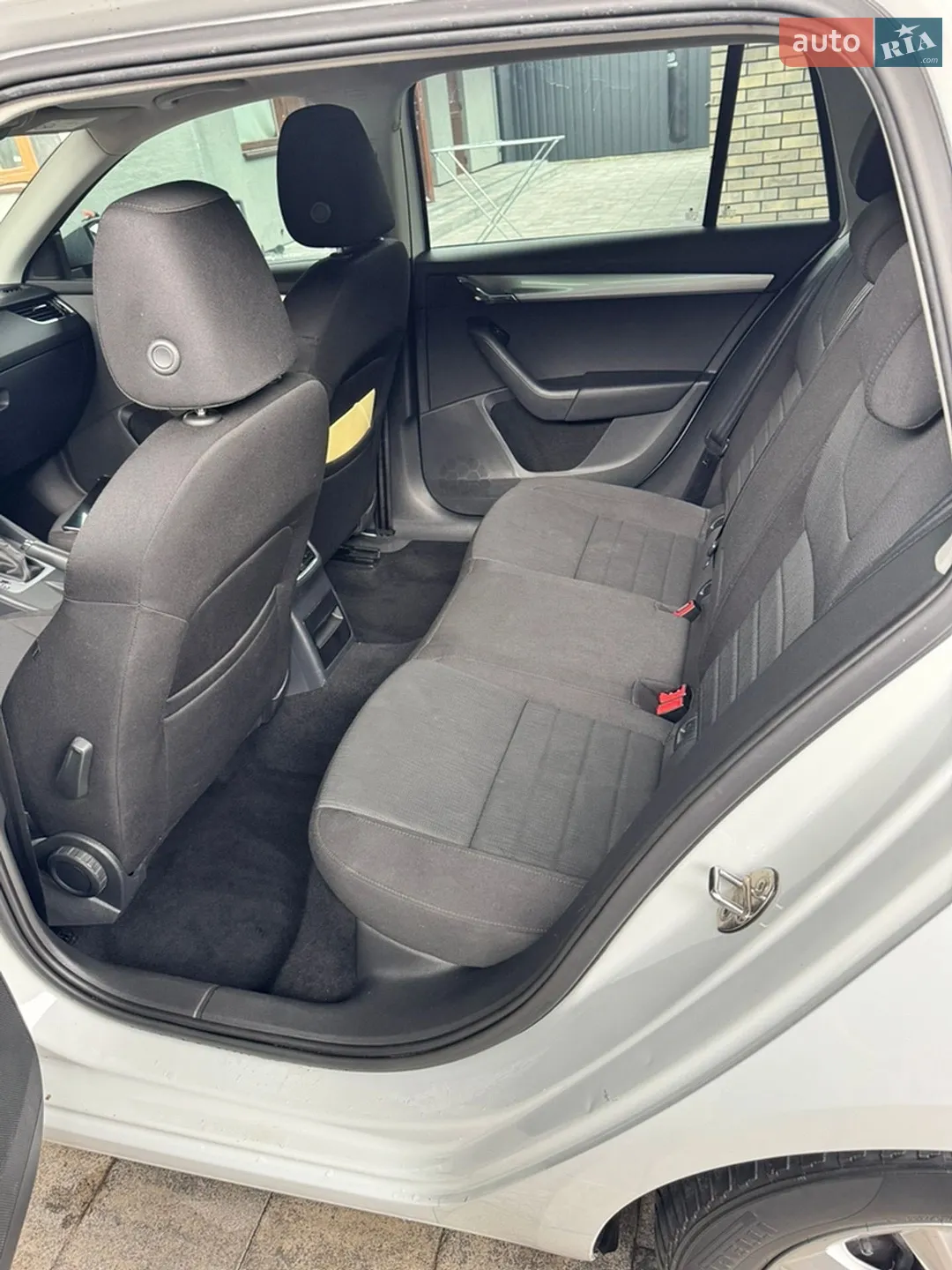 2015 Skoda Octavia - мініатюра 28