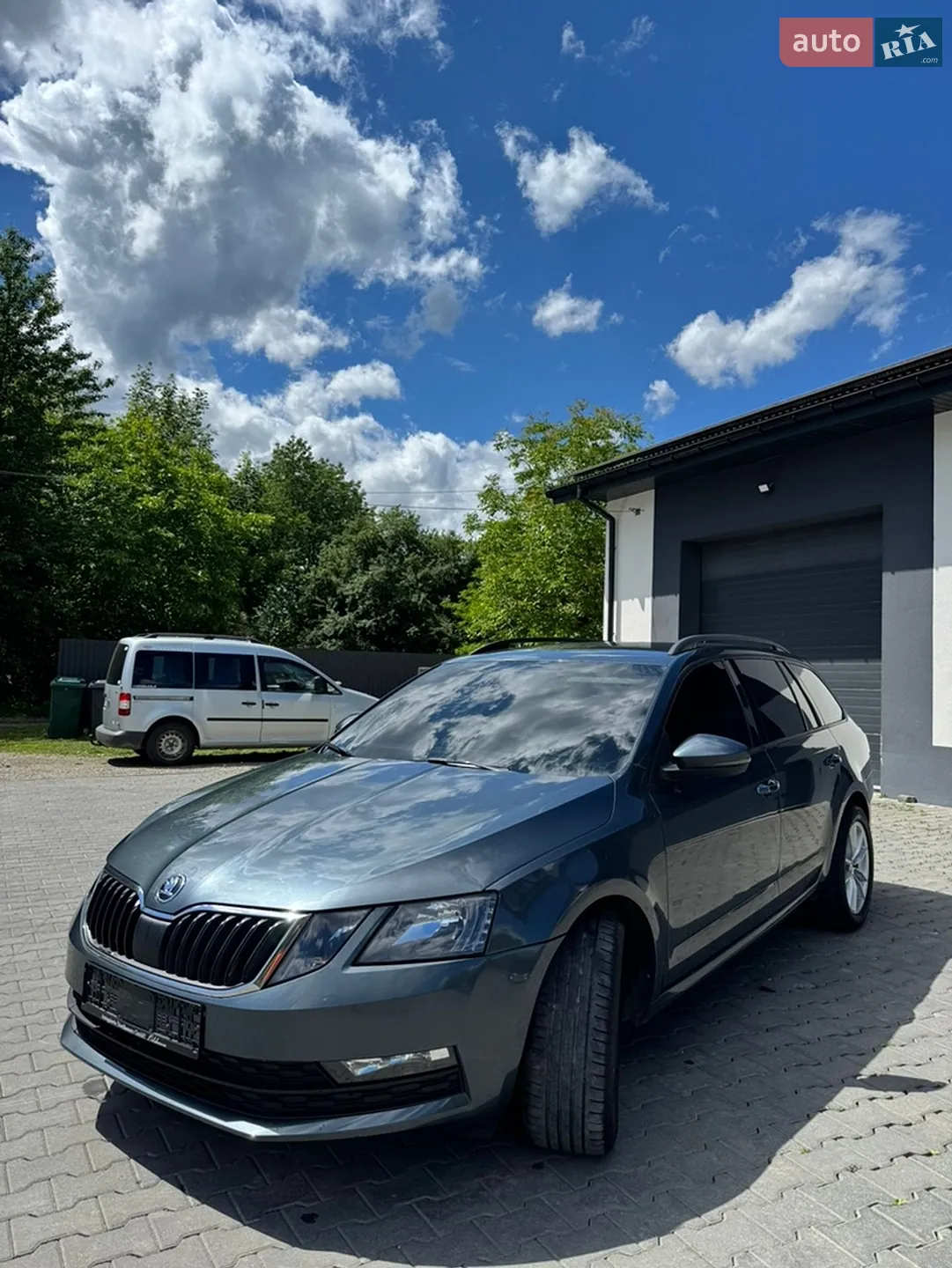 2017 Skoda Octavia - мініатюра 3